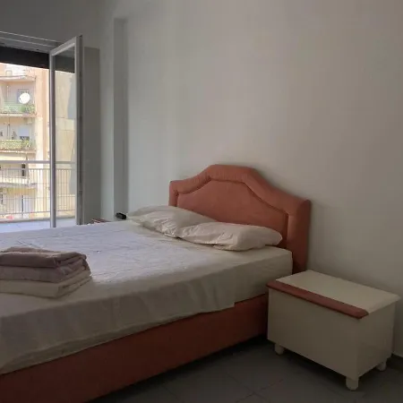 Apartment Kipselis Private