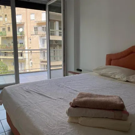 Kipselis Private * Athens